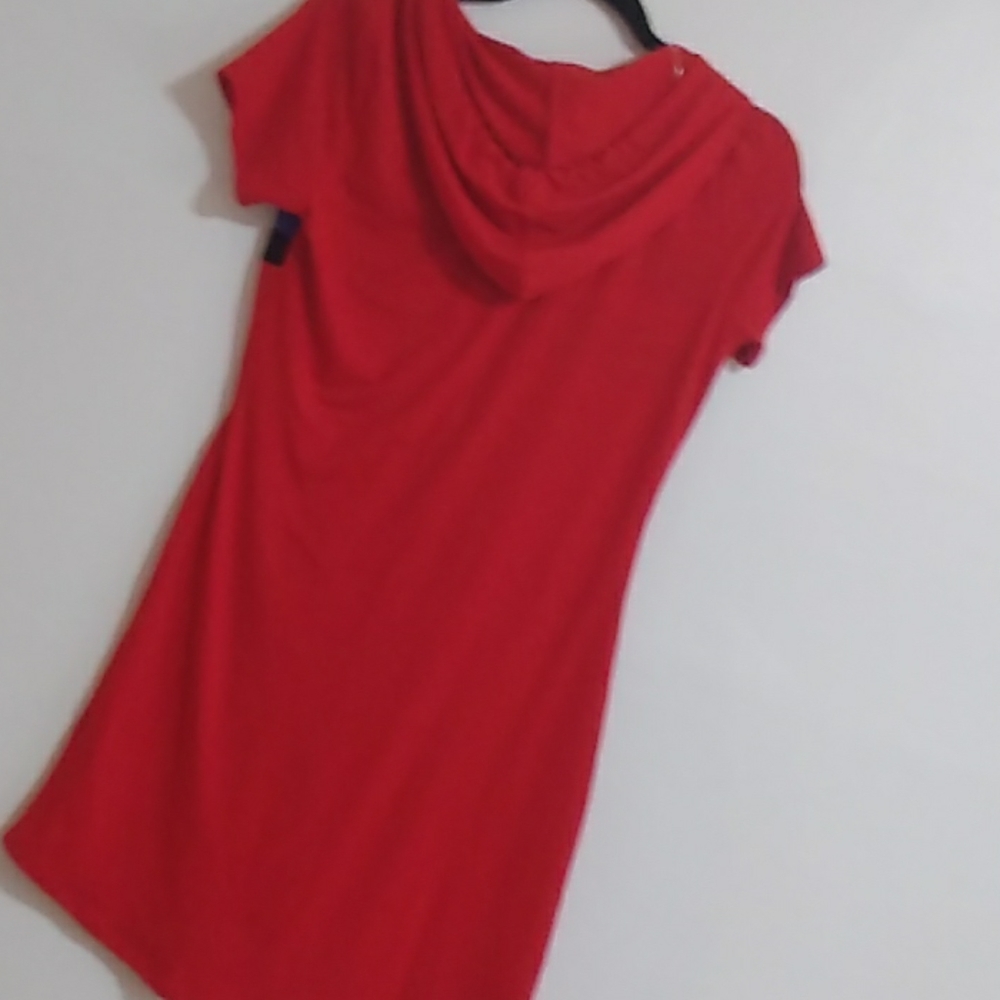 A 👗 - Picture 2 of 2
